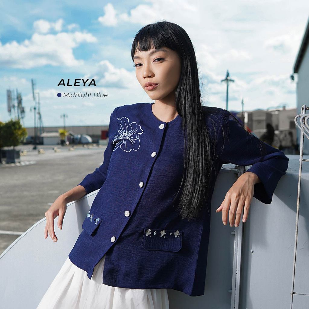DS Modest – Women’s Linen Shirt Top Into The Blue Series – Aleya